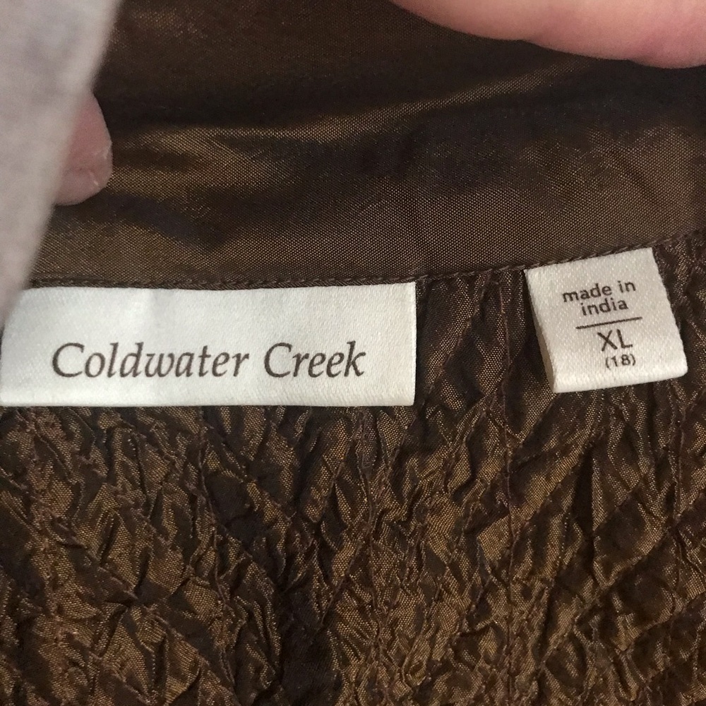 Vest - Picture 3 of 8